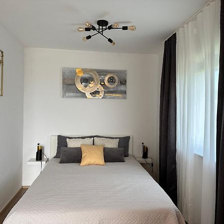 Apartmaji Meli Pu Izola Eksteriør bilde