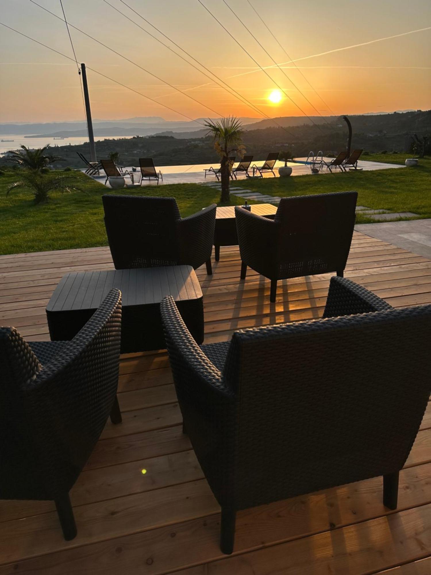 Apartmaji Meli Pu Izola Eksteriør bilde