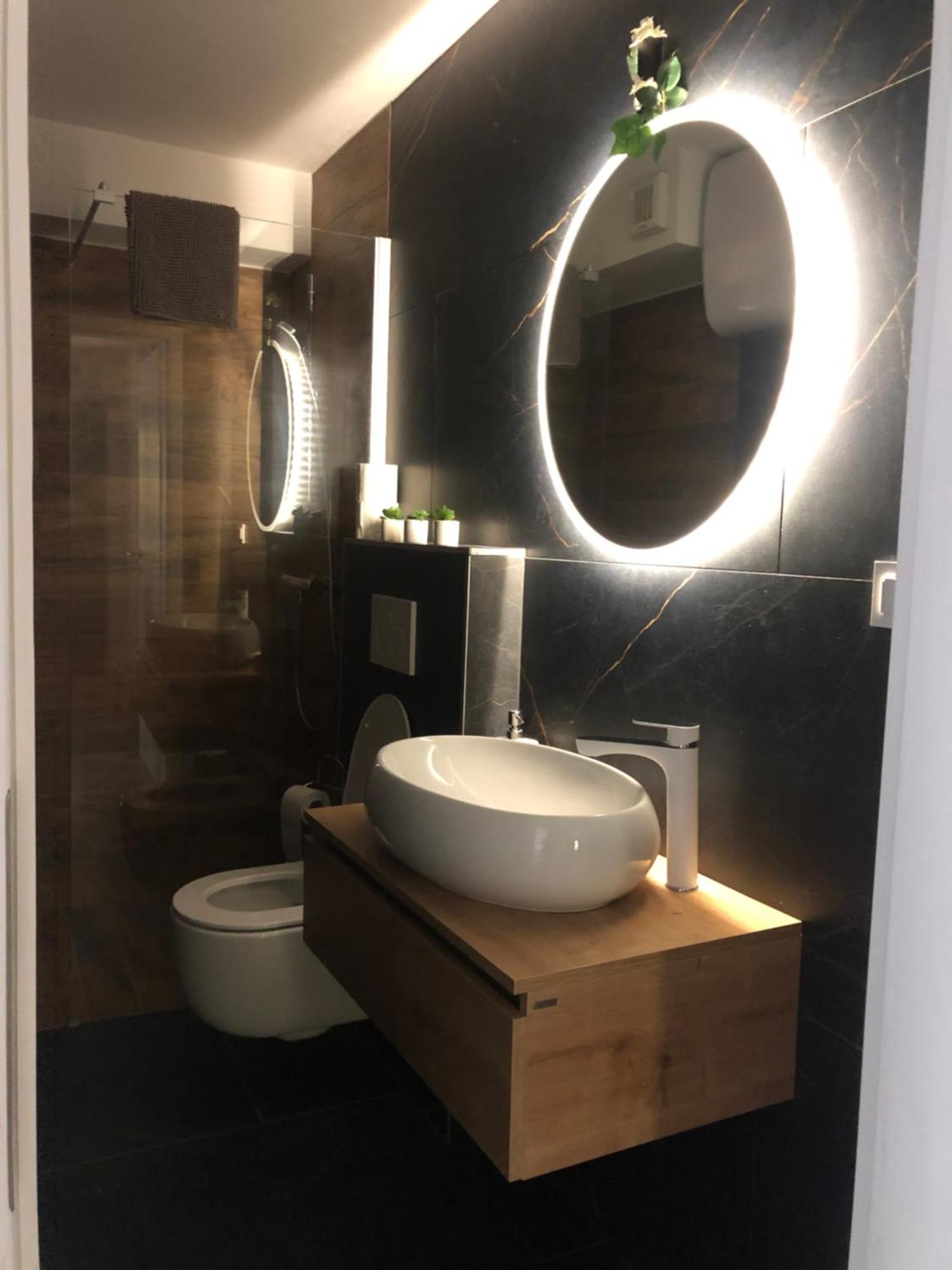 Apartmaji Meli Pu Izola Eksteriør bilde